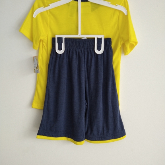 Nickelodeon Sponge bob squarepants Shirt & short set size 7 - Picture 3 of 4